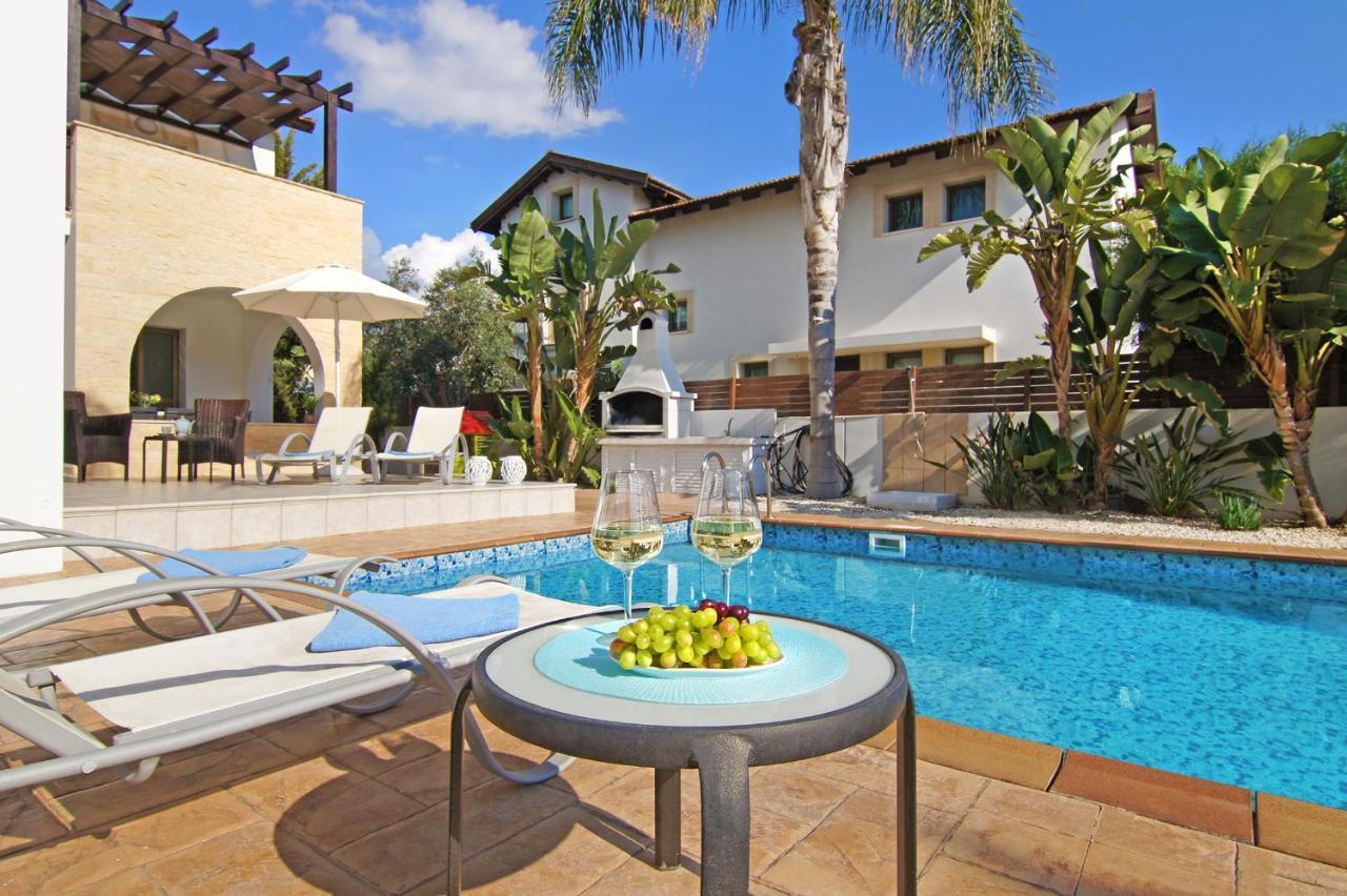 Villa Regina Agia Napa Buitenkant foto